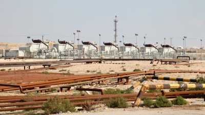 Ирански ракетен удар порази рафинерия в Бахрейн