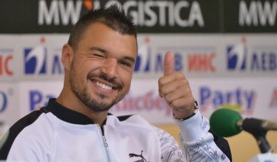 Божинката: Обичам Русия и Москва!