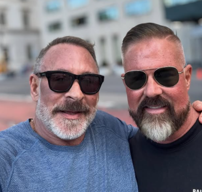 Шеф в козметичен гигант почина внезапно в ръцете на съпруга си