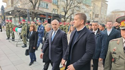 Илко Семерджиев за политическия дуел в Стара Загора: Радев даде знак на кметовете - че ще работи с всички 