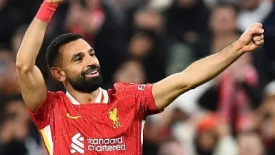 Само Джерард е над Салах в Ливърпул