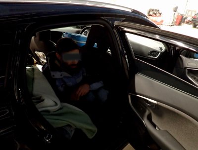 Заловиха двама чужденци с фалшиви паспорти на Капитан Андреево