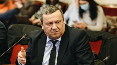 Великденските добавки за пенсионерите още не са сигурни 