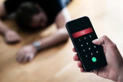 Мъж почина внезапно в офис на мобилен оператор в Поморие