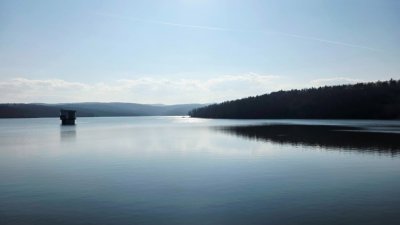 Язовир "Ясна поляна" е запълнен на 100% и прелива в рамките на допустимото