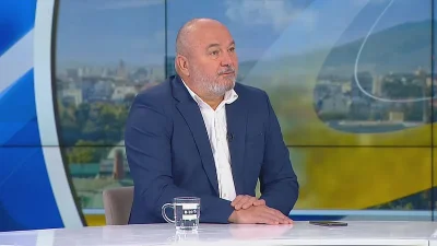 Дацов: Туризмът е в риск, бюджетът виси