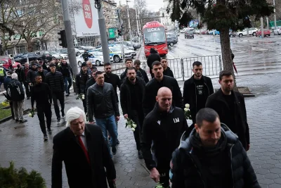 Последно сбогом, Джони! (СНИМКИ)