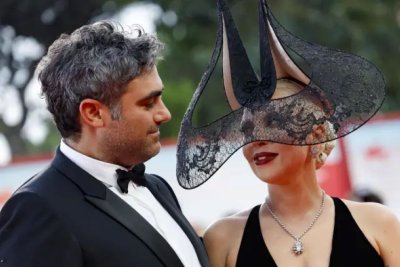 Лейди Гага се готви да е булка