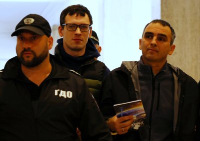 Украинци са задържани за шпионаж край военен обект в България