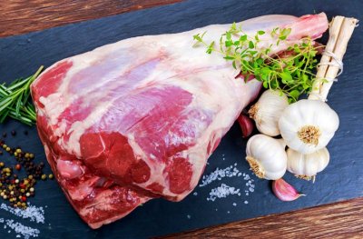 Агнешкото за Великден ще ни излезе солено