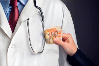 Двама възрастни мъже са източили държавата с над 120 хил. лв. с фалшиви ТЕЛК решения