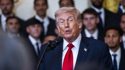 Тръмп: За мен е чест да убивам ирански военни