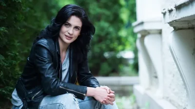 Актрисата Диана Димитрова представя изложба "Сънища и сенки"