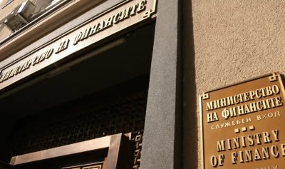 От началото на 2026 г. новият държавен дълг гони 1 милиард евро