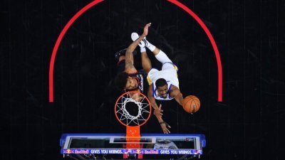 С 45 точки на Кауай Ленърд Клипърс нанесе тежко поражение на Минесота