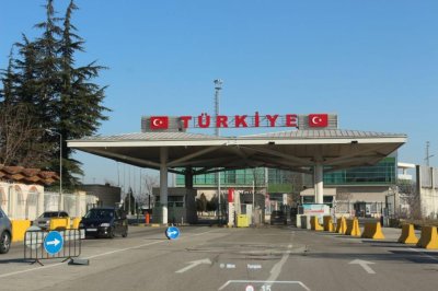 Срив в турската система направи километрично задръстване на "Капитана" 