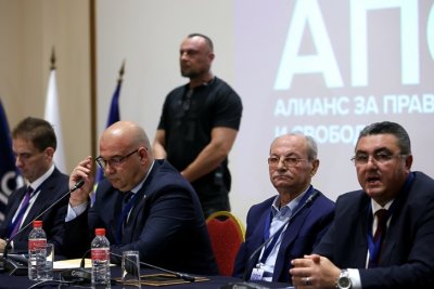 И АПС регистрира листите за изборите 