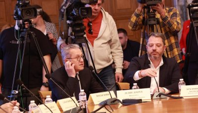 Удължителният бюджет мина набързо на първо гласуване в комисия