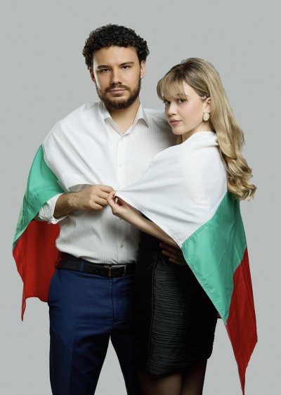 Само в Lupa.bg: Гаджето на най-красивата бесарабка у нас влиза в листите на ПП