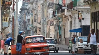 Протестите в Куба срещу недостига на гориво вече са извън контрол (ВИДЕО)