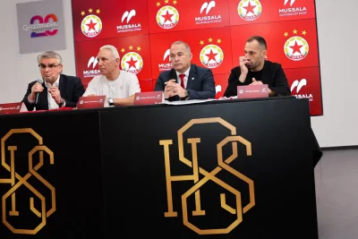 Стоичков ще помага на Академията на ЦСКА