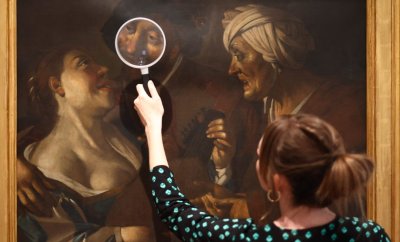 Стотици фалшификати разкриха в гръцка галерия