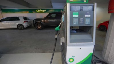 Гърция отпуска &euro;300 млн. помощи заради високите цени на горивата