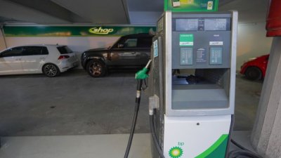 На Балканите само Гърция ни бие по цени на горивата