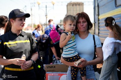 В Донецка област разпоредиха спешната евакуация на деца заради руските атаки