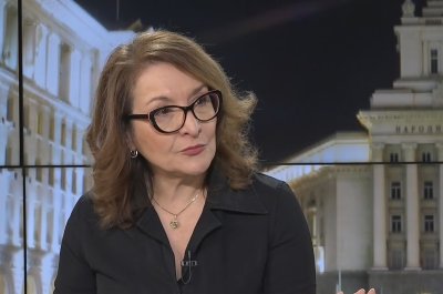 Проф. Антоанета Христова: Мирчев и Божанов капитулираха пред Асен Василев