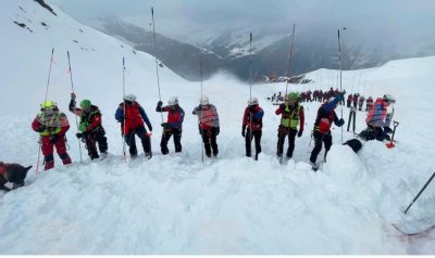 Лавина взе три жертви в Северна Италия 