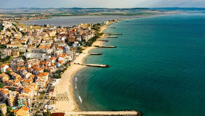 Полицията: Мъртвата жена в Поморие се е удавила