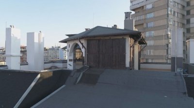 Два навеса на терасата на Пламен Георгиев са незаконни