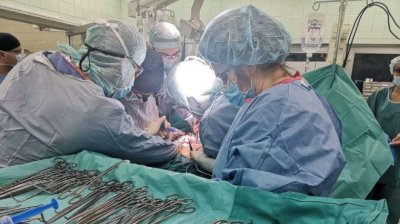 Във ВМА спасиха крака на мъж с уникална 3D операция