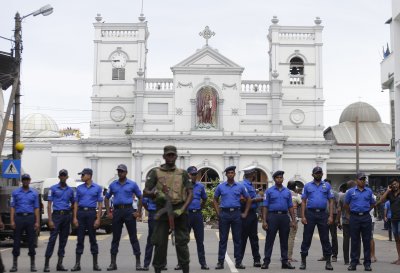 Външно успокоява: Няма загинали българи в Шри Ланка 