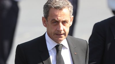 Саркози предлага нова организация с ЕС, Русия и Турция