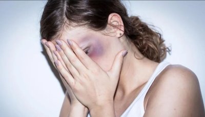 Млада жена е пребита от майка си и съпруга си в Свищов