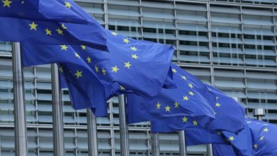 ЕС отлага предложението за постоянна забрана на руския петрол