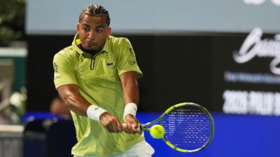 Фис излиза срещу Лехечка на 1/2-финал в Маями