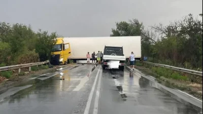 За по-малко от час: Три катастрофи на АМ "Хемус"