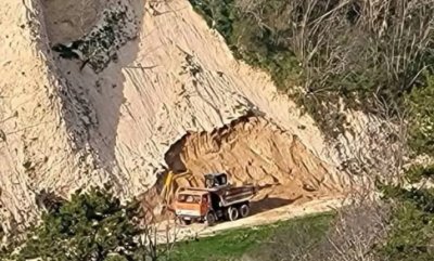 Съсипват пясъчните пирамиди в Мелник