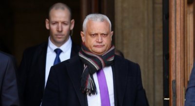 Кметът на Кърджали опитал да извади от ареста шефа на пощите