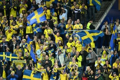 Полша рухна в Швеция, Делова и Косово аут от Мондиала