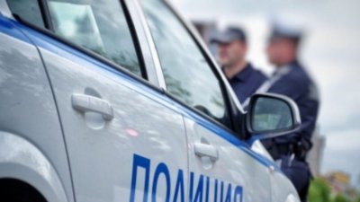 При опит за проверка: Шофьор на банка се барикадира в инкасо, отказa тест за алкохол и наркотици