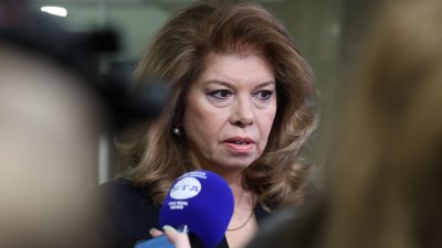 Велизар Енчев: Ако Йотова не уволни Нейнски, тя е съучастник в държавна измяна 