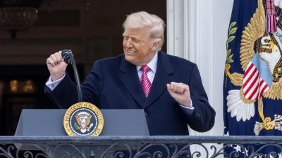 Тръмп спира войната срещу Иран?