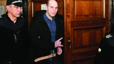 18 години затвор за убийство заради заря