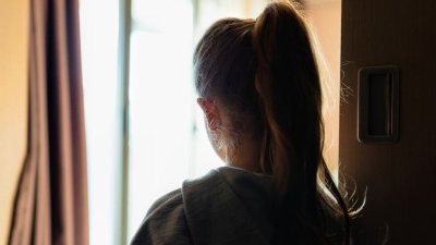 Задържаха 17-годишно момиче при акция срещу наркотици в Стара Загора