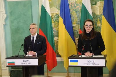 Гюров и украинската премиерка обсъдиха общото образование 