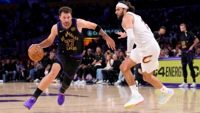 Лука Дончич с 42 точки за успеха на Лейкърс